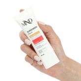 کرم ضد آفتاب با فاکتور حفاظتی 90 (SPF 90) بژ تیره ام ان دی مناسب پوست خشک